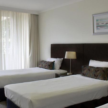 Pacific Suites Canberra Eksteriør billede