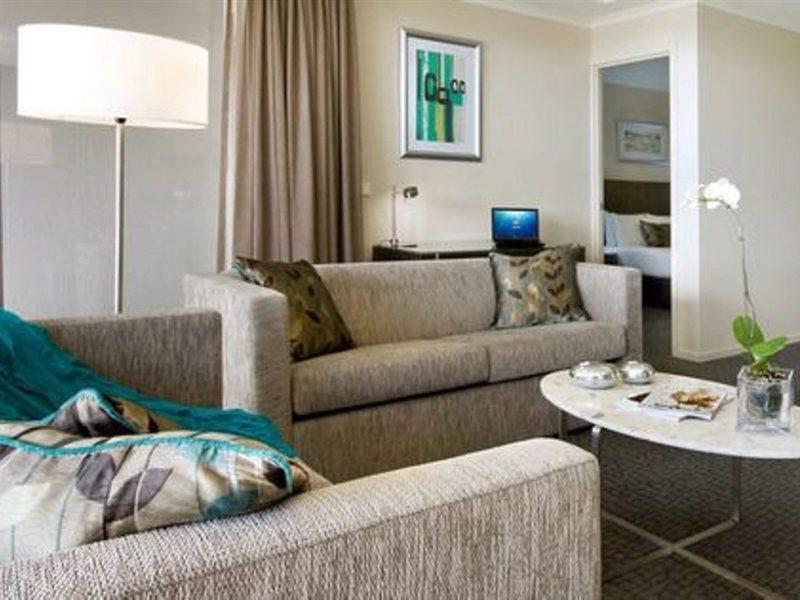 Pacific Suites Canberra Eksteriør billede