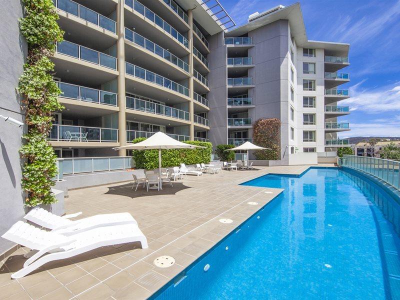 Pacific Suites Canberra Eksteriør billede