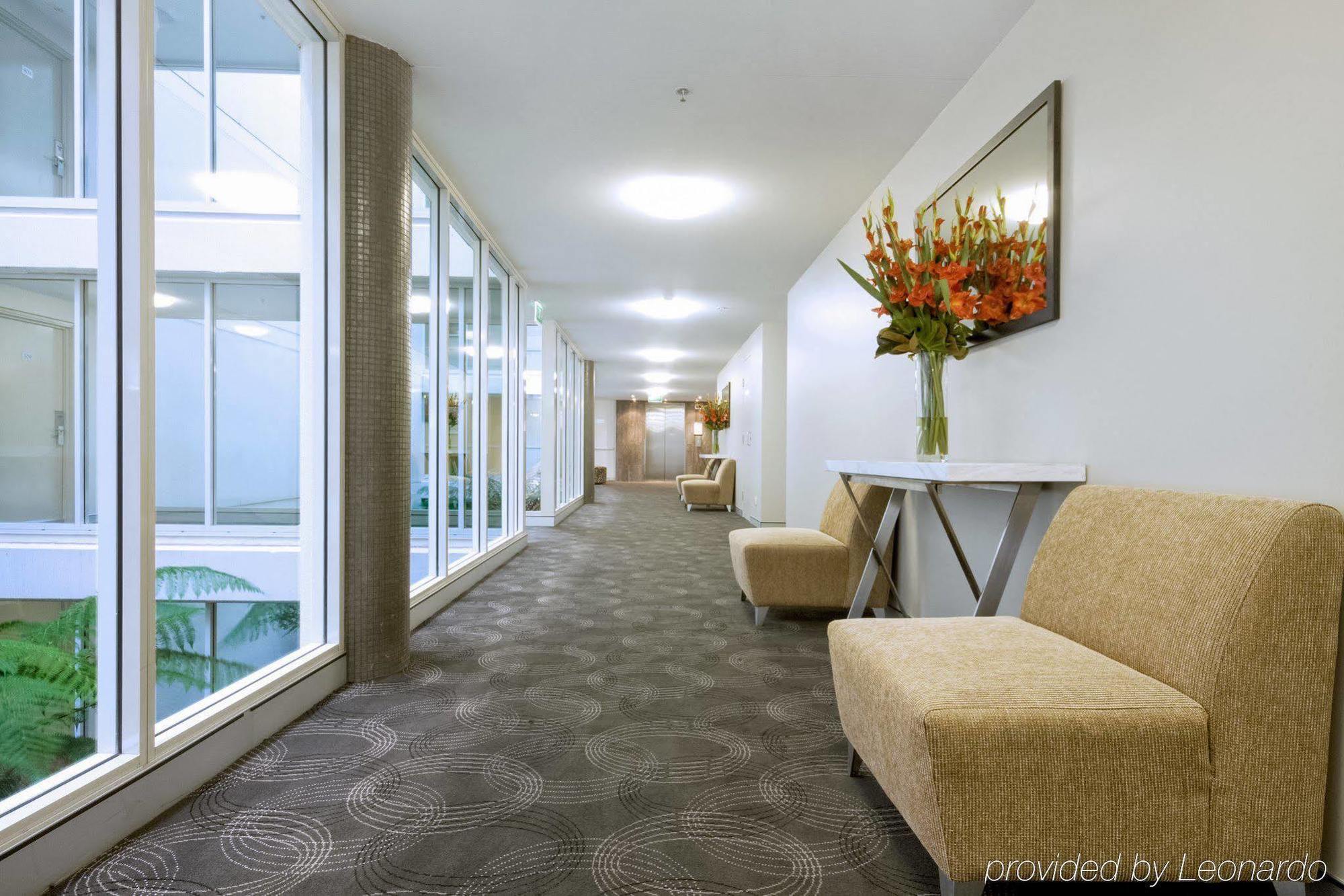 Pacific Suites Canberra Eksteriør billede