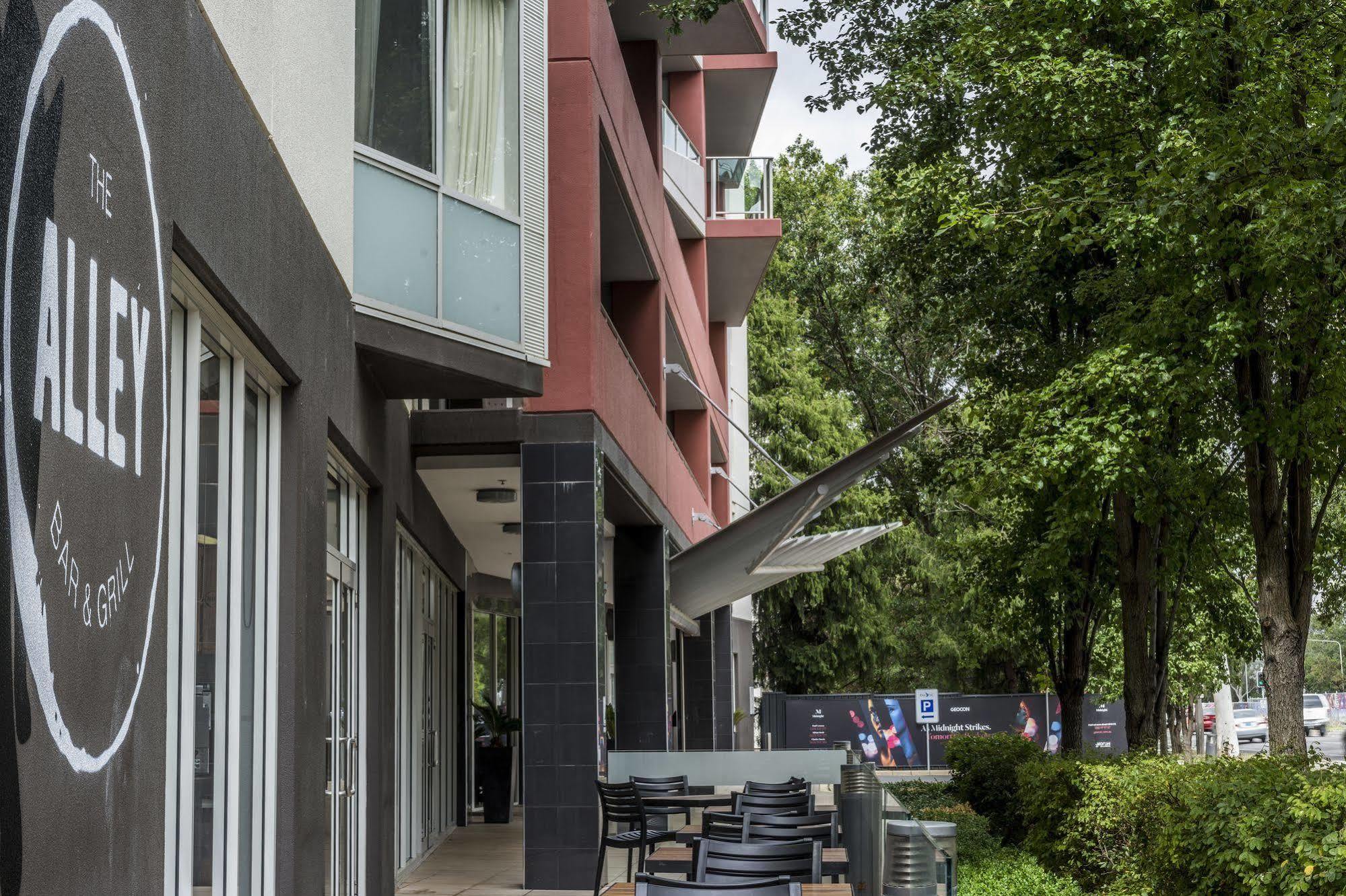 Pacific Suites Canberra Eksteriør billede