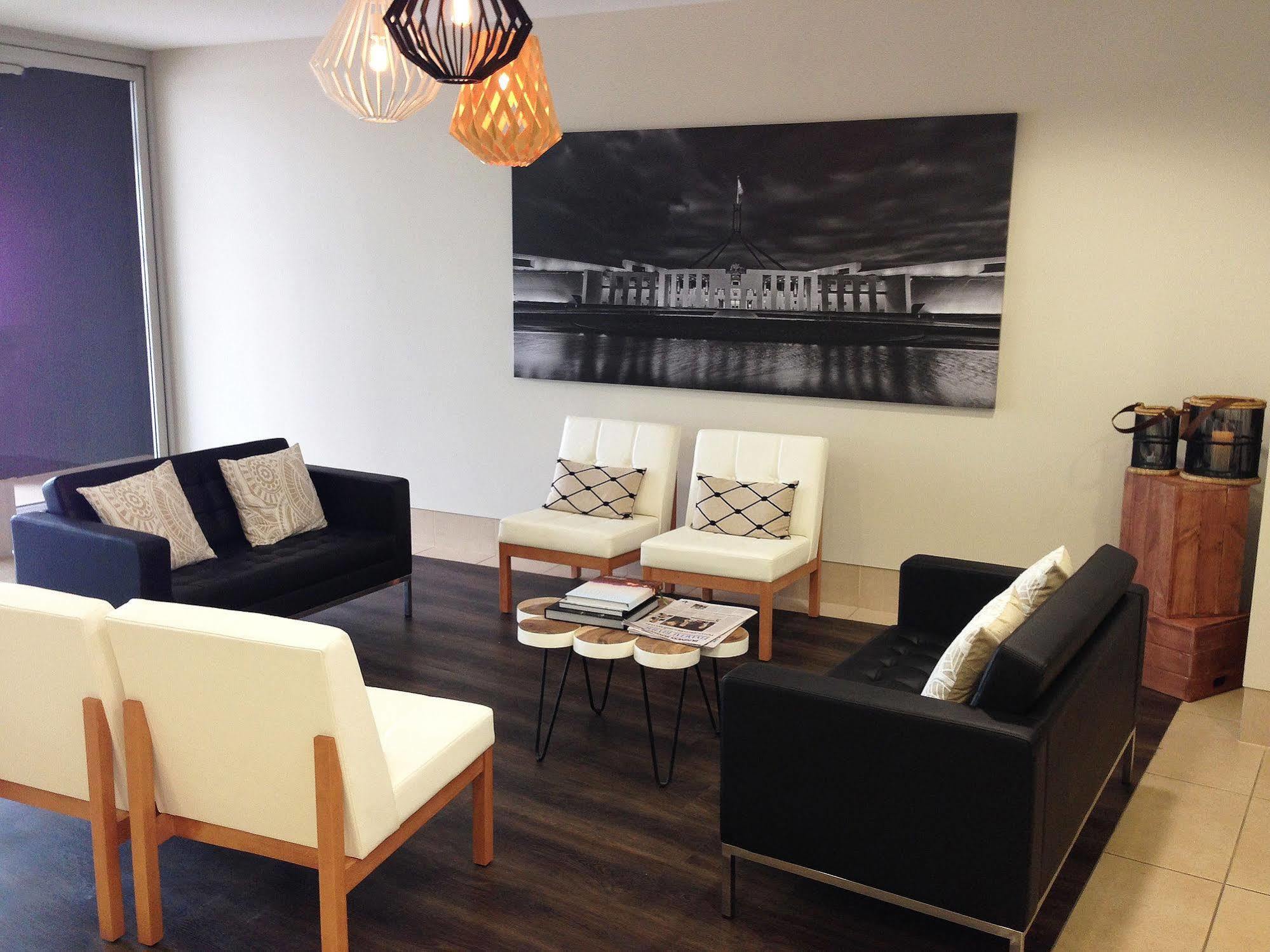Pacific Suites Canberra Eksteriør billede