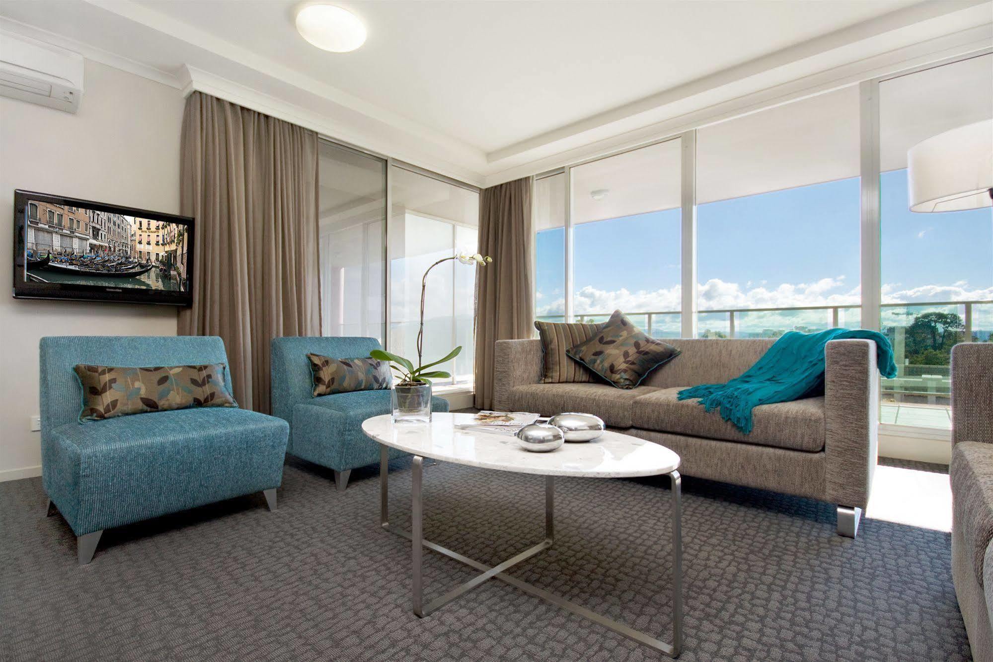 Pacific Suites Canberra Eksteriør billede