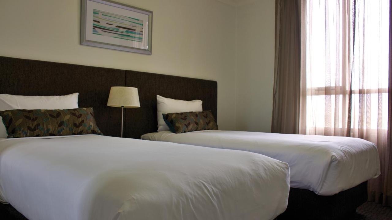 Pacific Suites Canberra Eksteriør billede