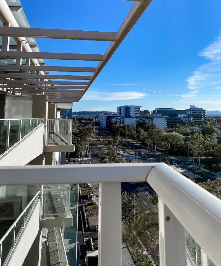 Pacific Suites Canberra Eksteriør billede